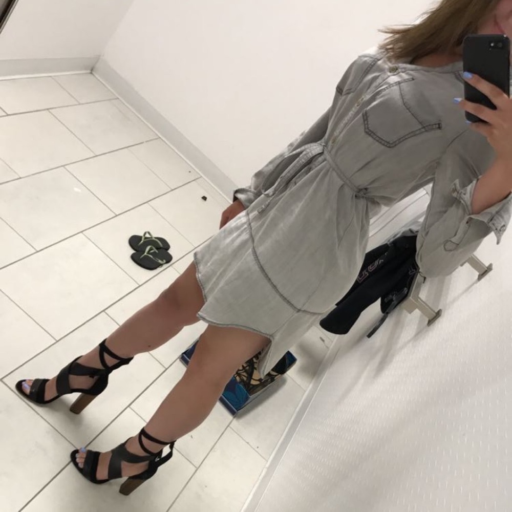 Saks fifth avenue shirt dress size S
